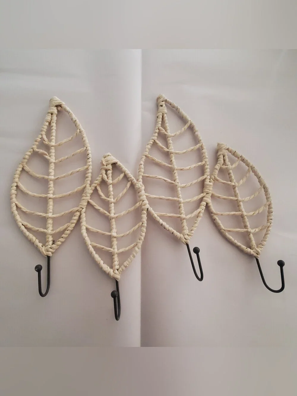 Leaf Straw Metal Wall Hanger . 4 Hooks. Boho Deco